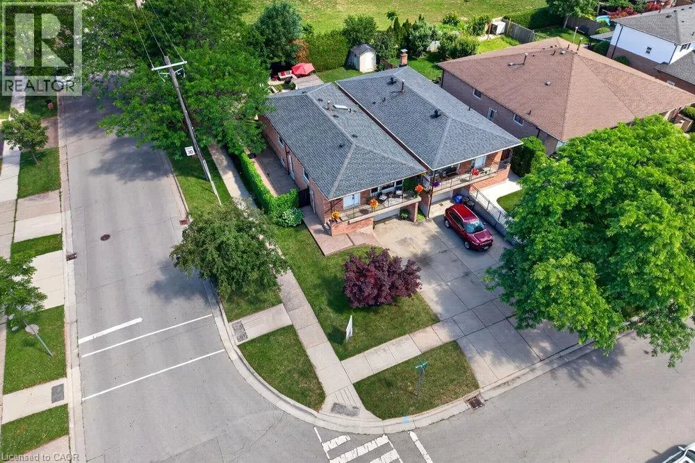 102 BIRCHLAWN Drive