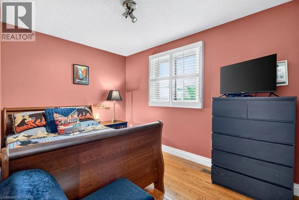 102 BIRCHLAWN Drive