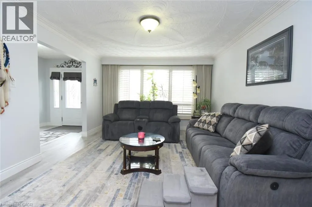 104 GLEN CANNON Drive
