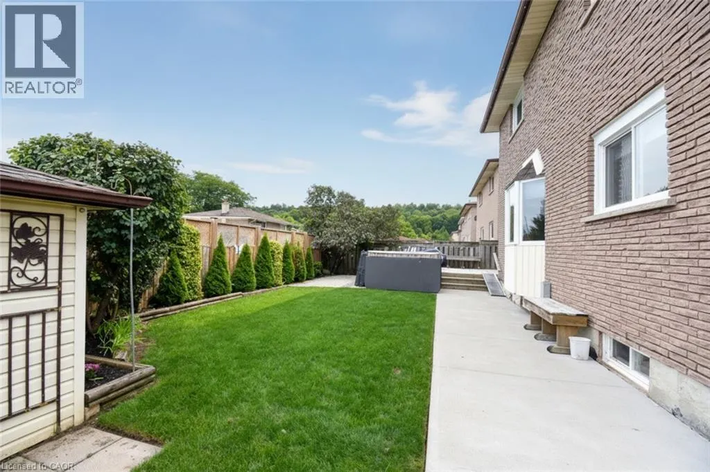 104 GLEN CANNON Drive