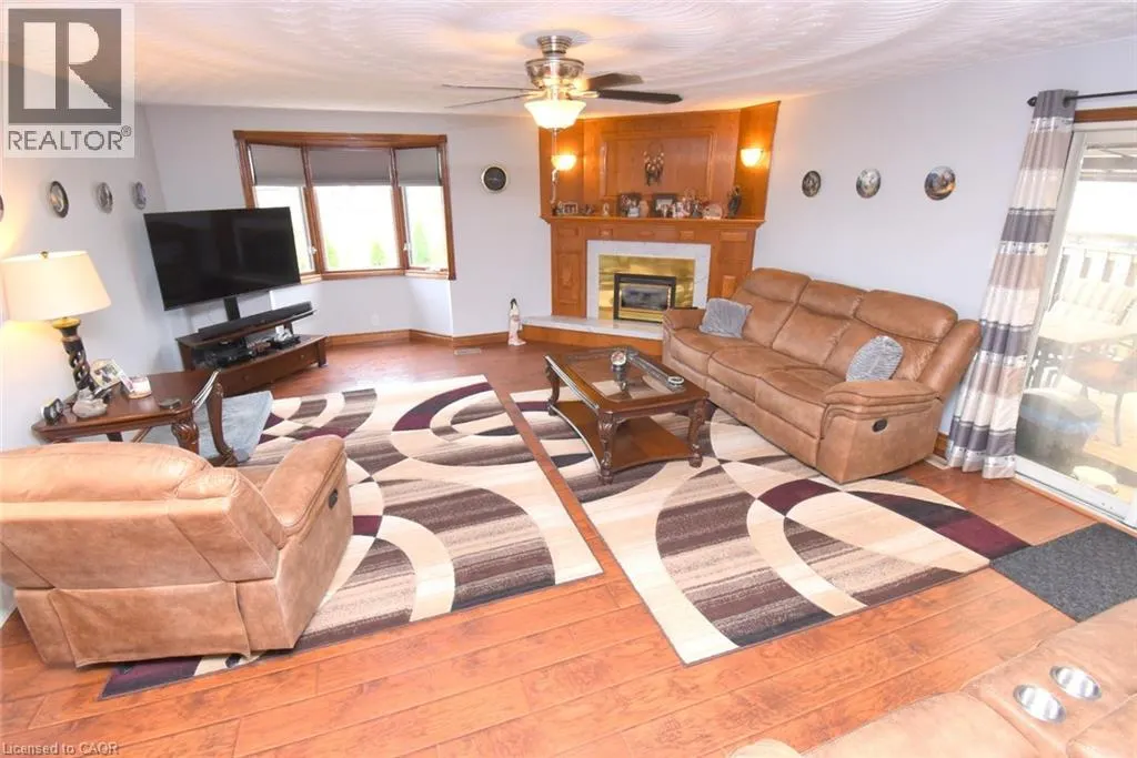 104 GLEN CANNON Drive