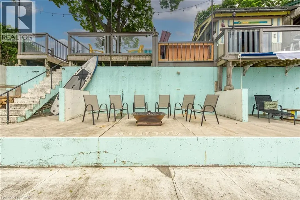 2090 LAKESHORE Road