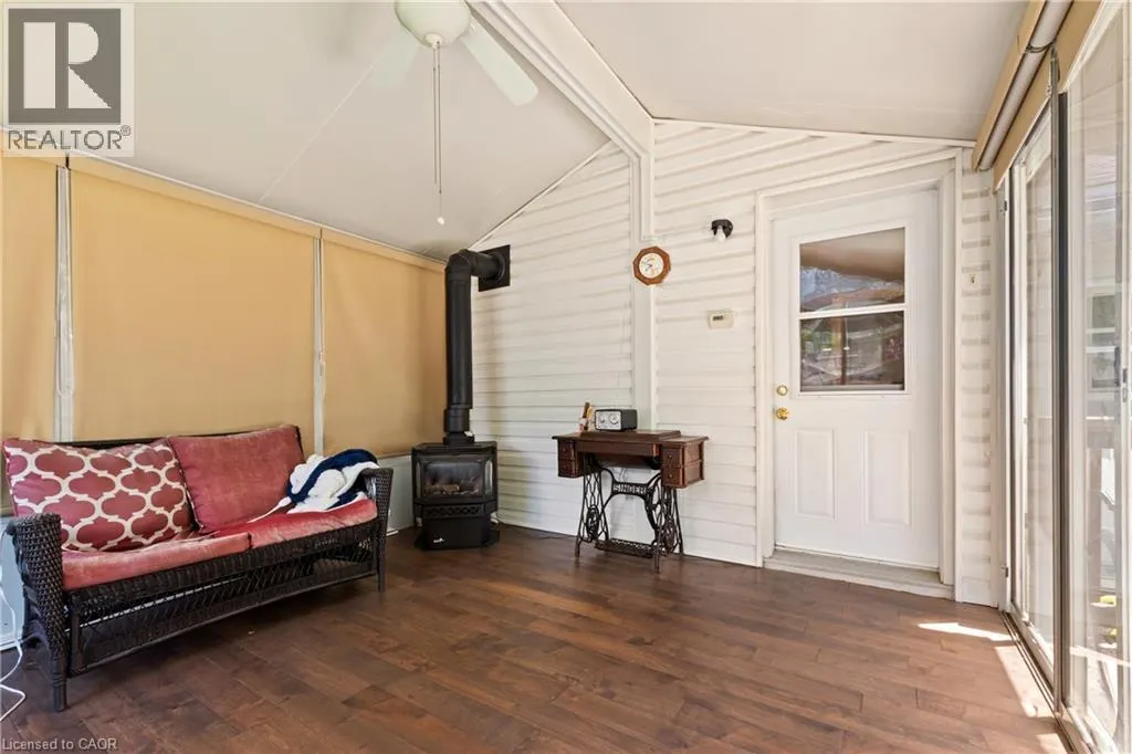 193 LOCKE Street N