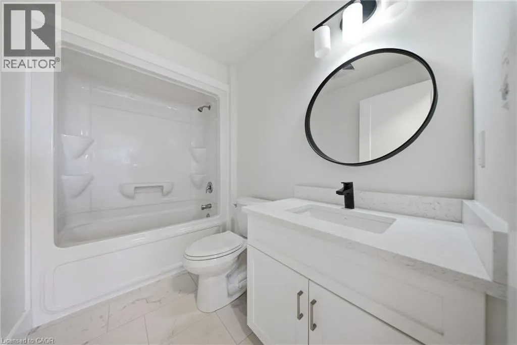 1083 GORDON Street Unit# 204 #204