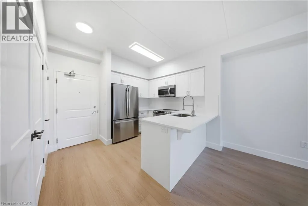 1083 GORDON Street Unit# 204 #204
