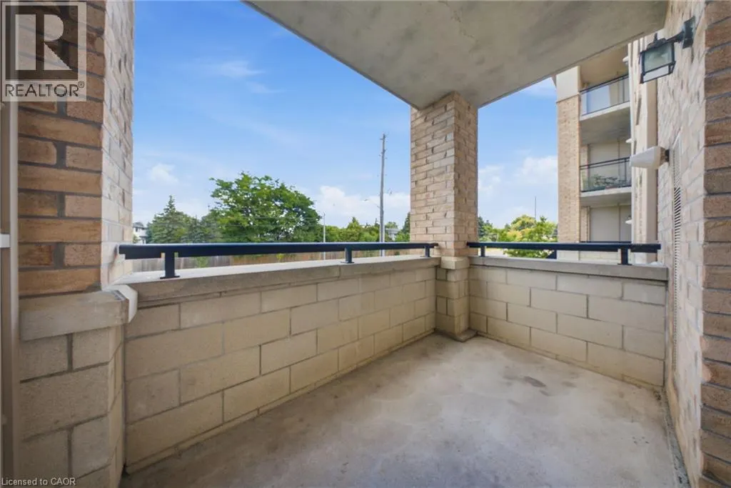 1083 GORDON Street Unit# 204 #204