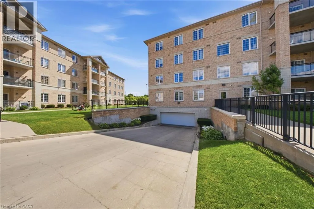1083 GORDON Street Unit# 204 #204
