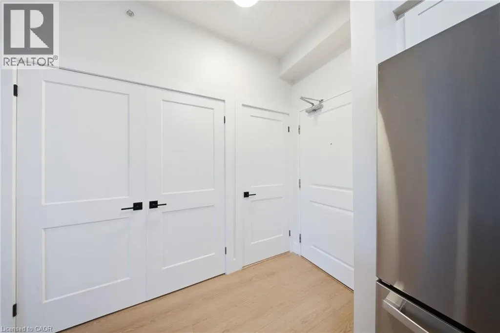 1083 GORDON Street Unit# 204 #204