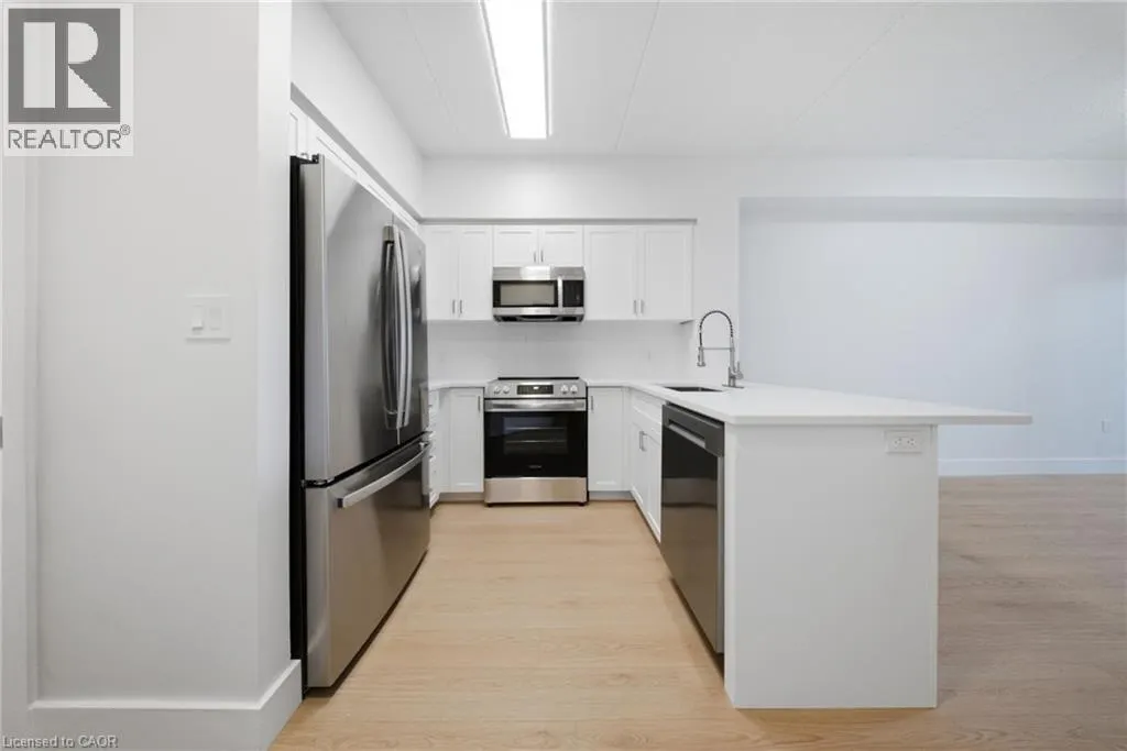 1083 GORDON Street Unit# 204 #204