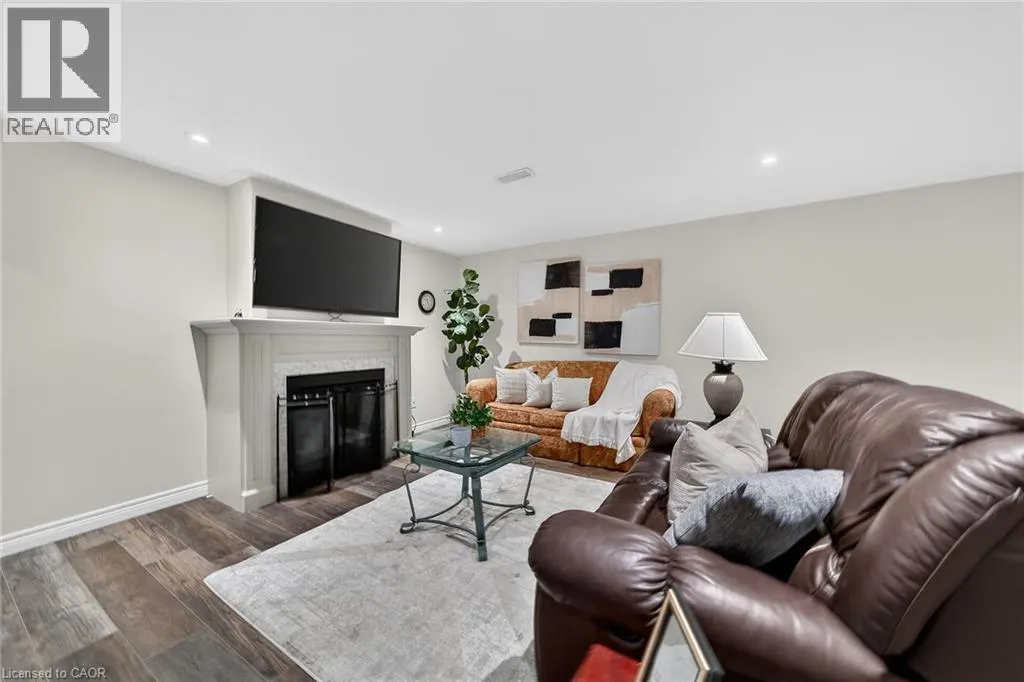 31 SYCAMORE Drive
