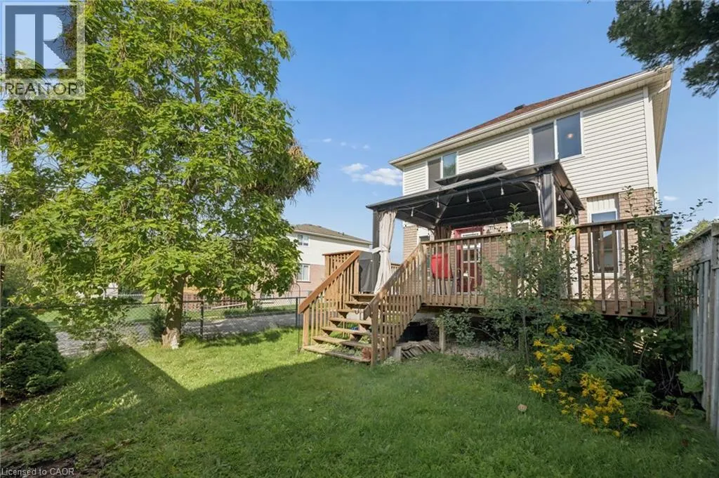 67 APPLE TREE Drive