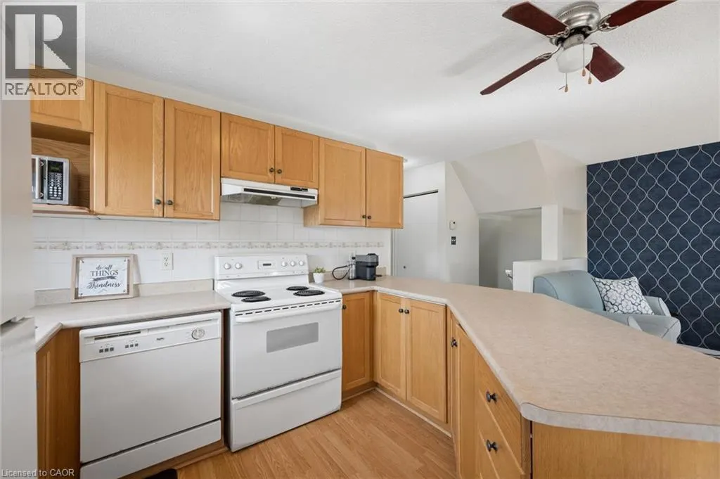 67 APPLE TREE Drive