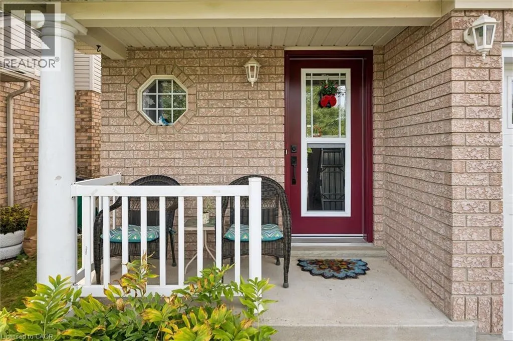 67 APPLE TREE Drive