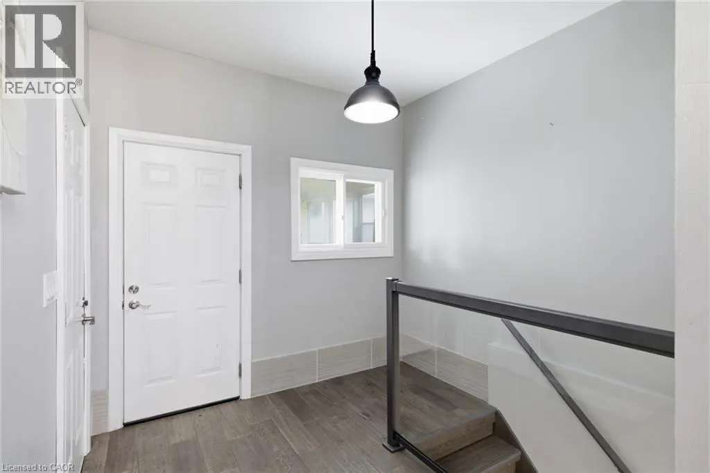 306 ADAMS Avenue