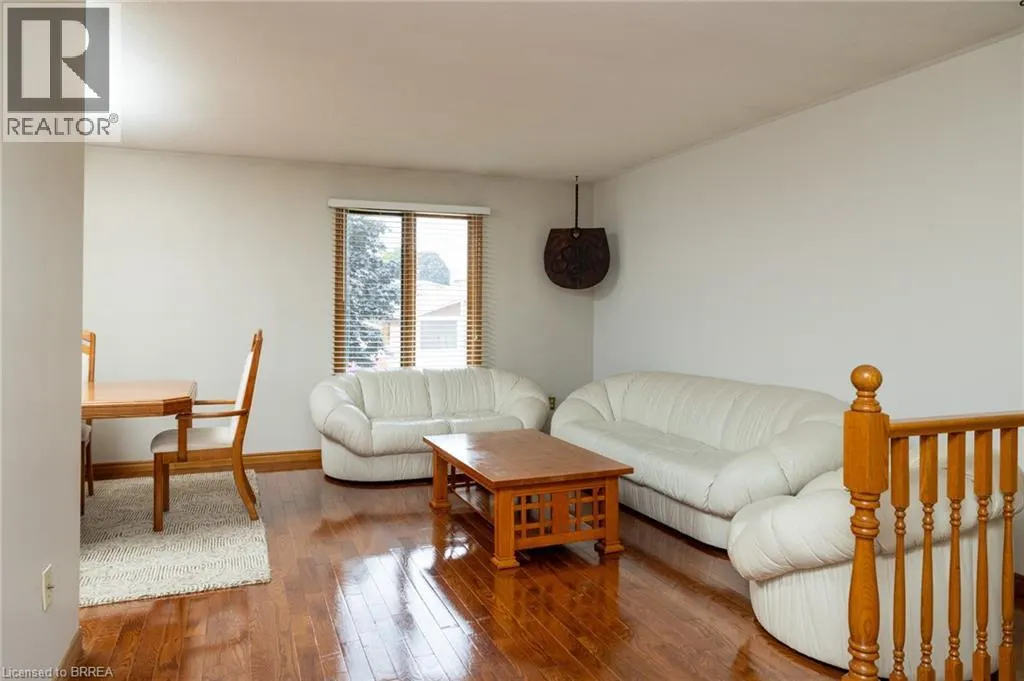 13 FOREST Drive