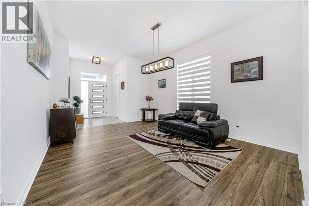 158 SAVANNAH RIDGE Drive