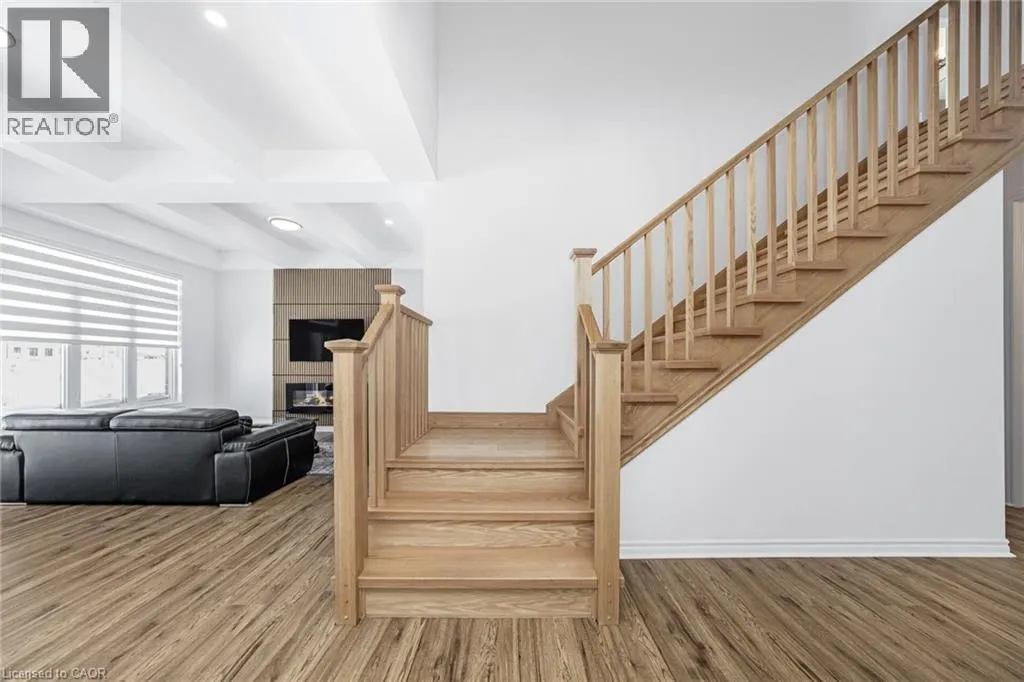 158 SAVANNAH RIDGE Drive