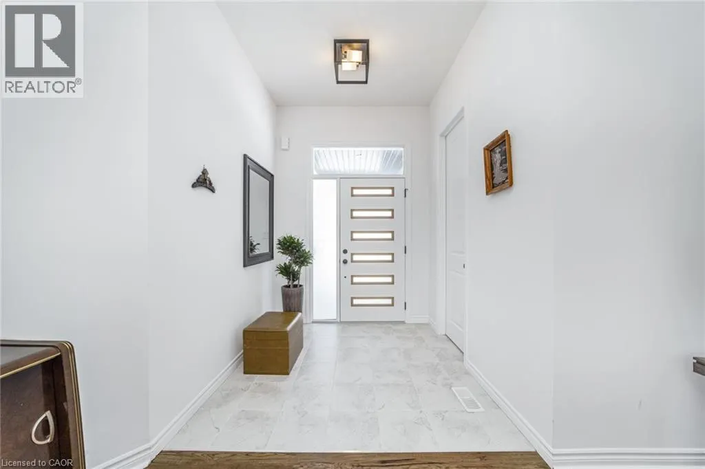 158 SAVANNAH RIDGE Drive
