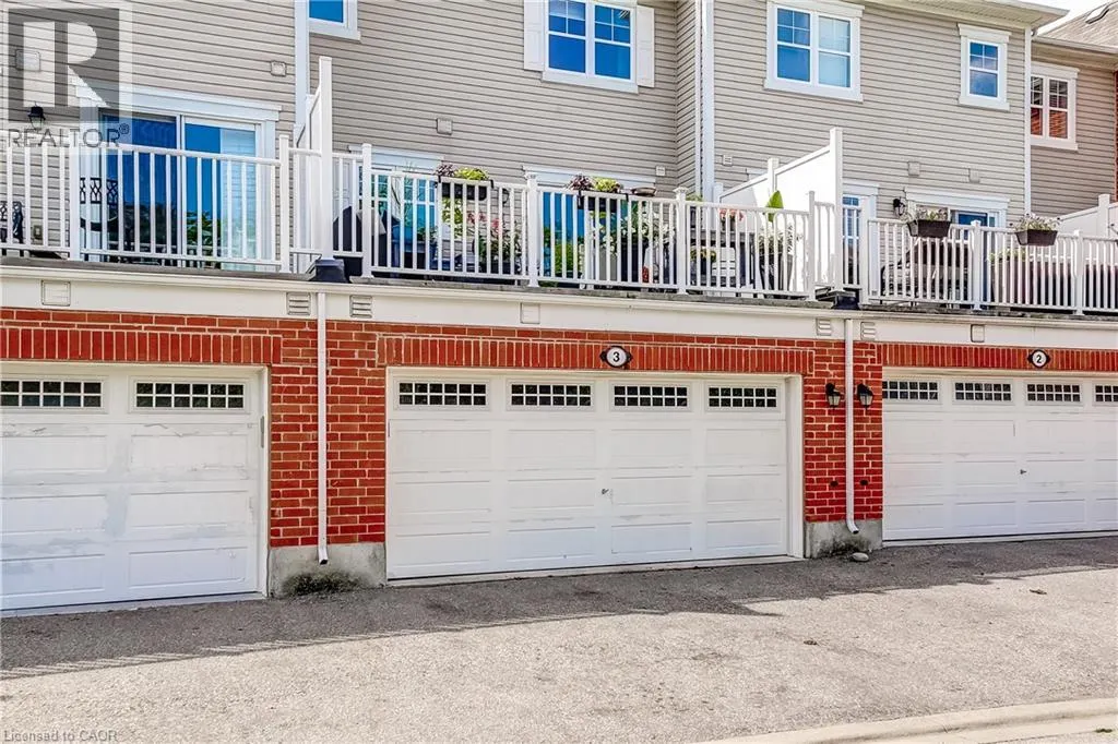 230 AVONSYDE Boulevard Unit# 3 #3