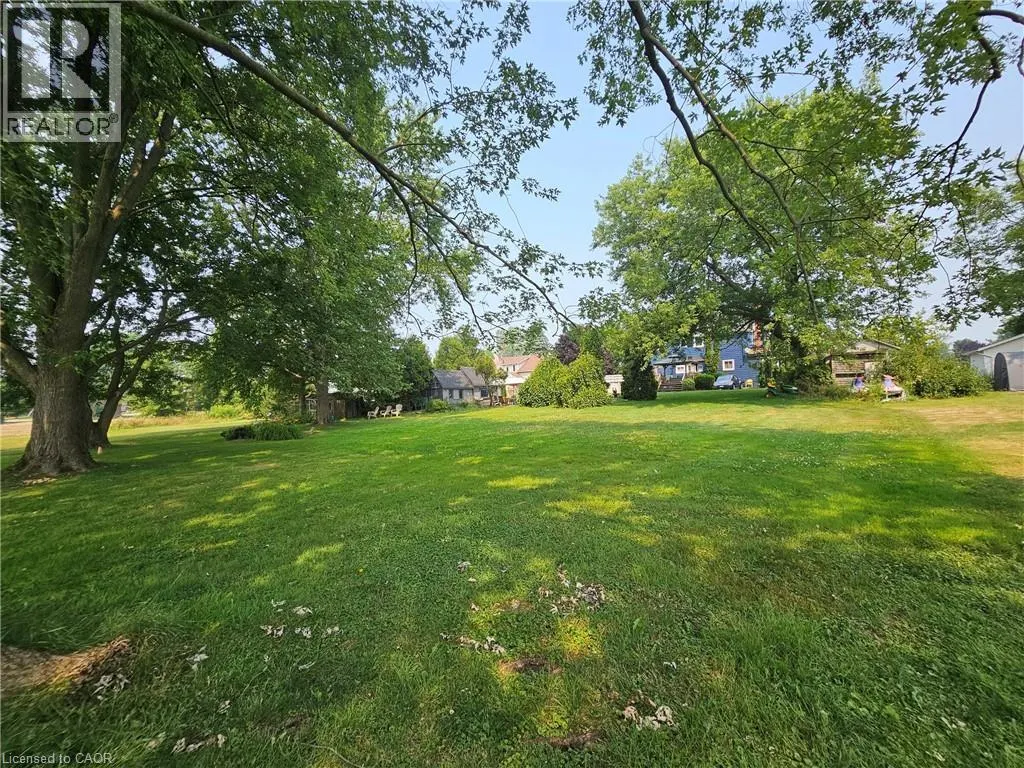 2340 WILSON Street W