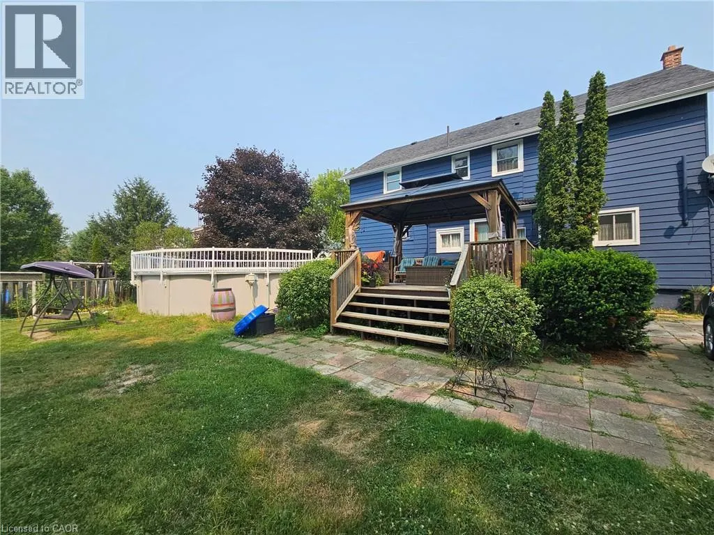 2340 WILSON Street W