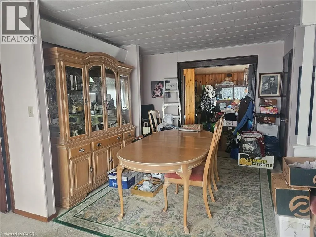 2340 WILSON Street W