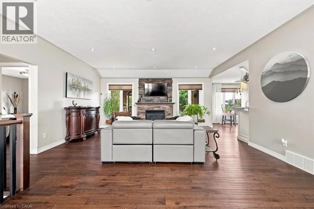 25 BIRCH Avenue