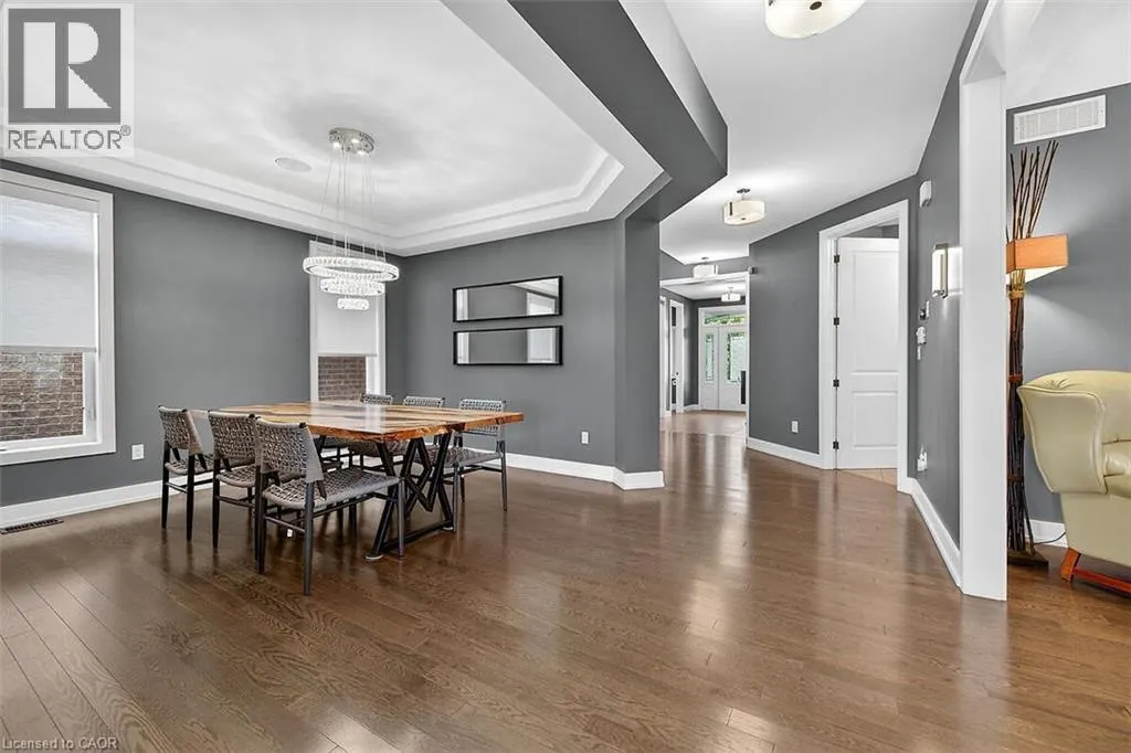 24 CHESTNUT Drive