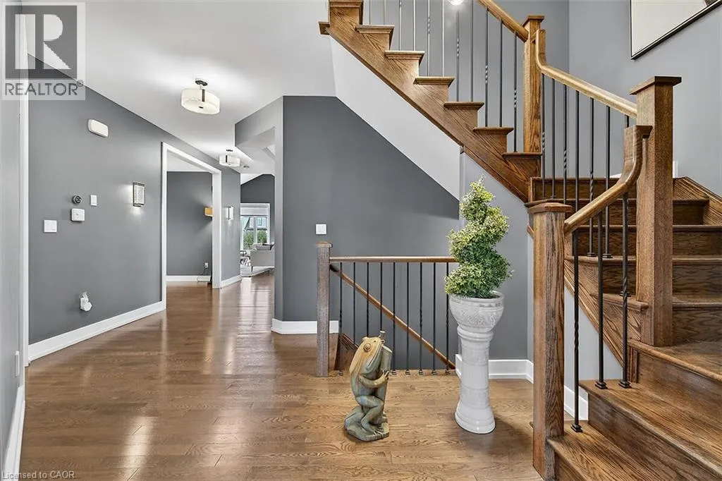 24 CHESTNUT Drive