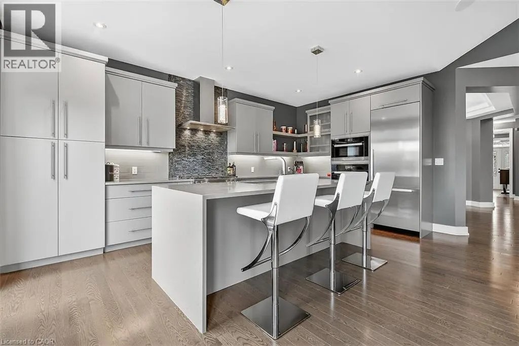 24 CHESTNUT Drive