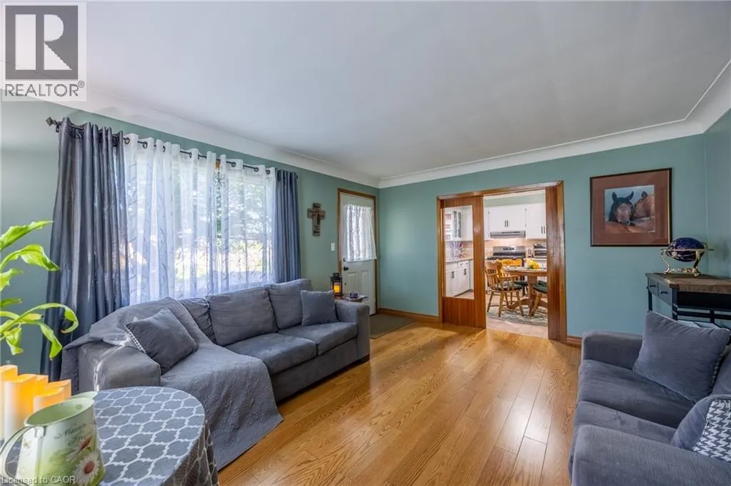 343 DELCREST Avenue