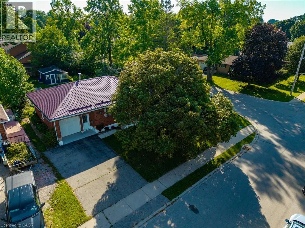 343 DELCREST Avenue
