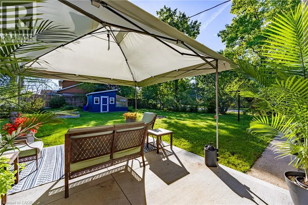 343 DELCREST Avenue