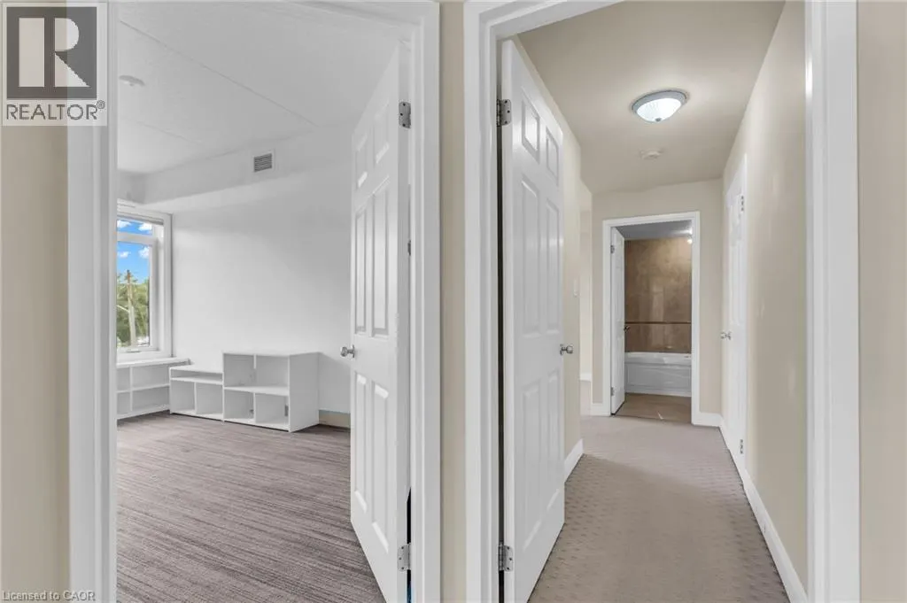 10 BAY Street E Unit# 307 #307