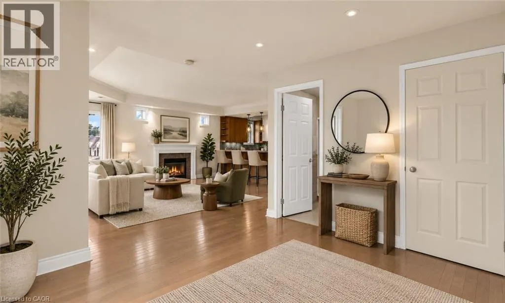 10 BAY Street E Unit# 307 #307