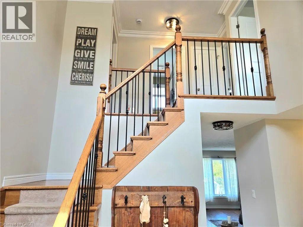 17 DRIFTWOOD Drive