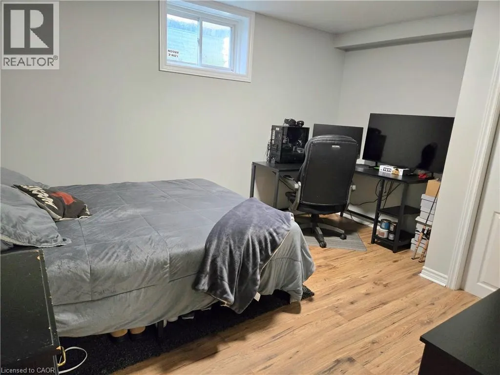 17 DRIFTWOOD Drive