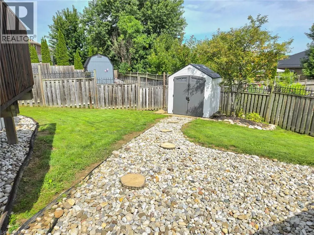 17 DRIFTWOOD Drive