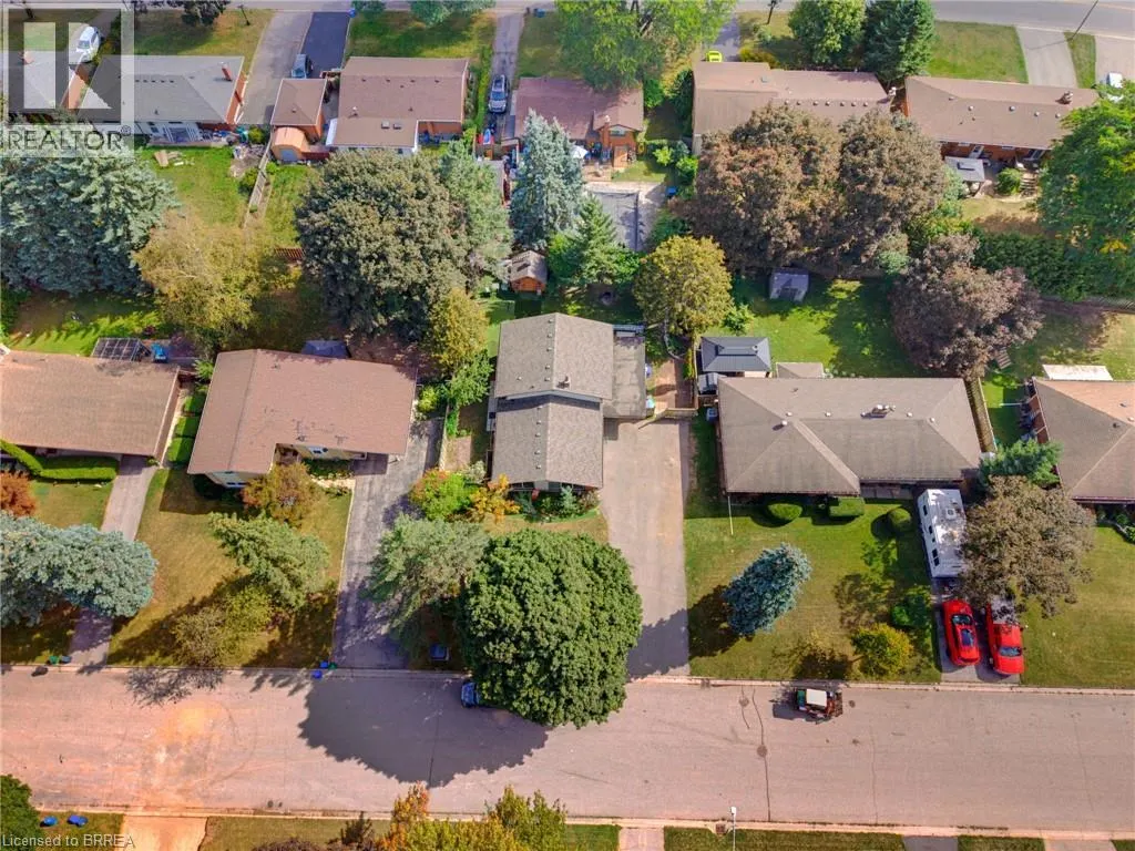 11 REDWOOD Road
