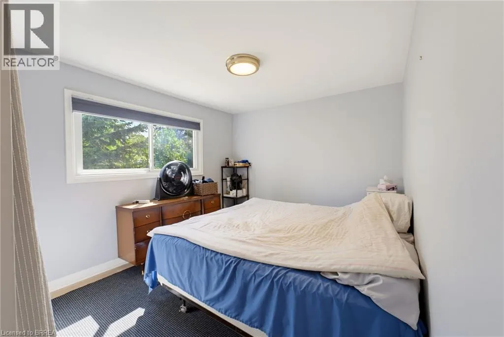 11 REDWOOD Road