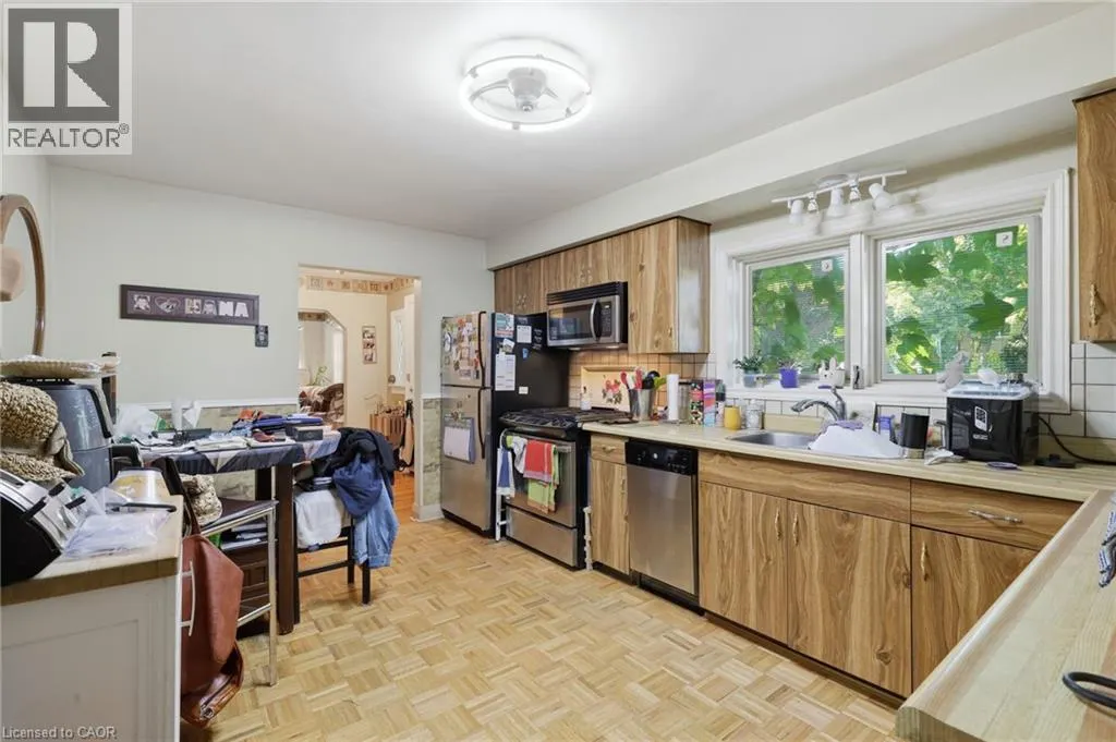 356 THOMPSON Road