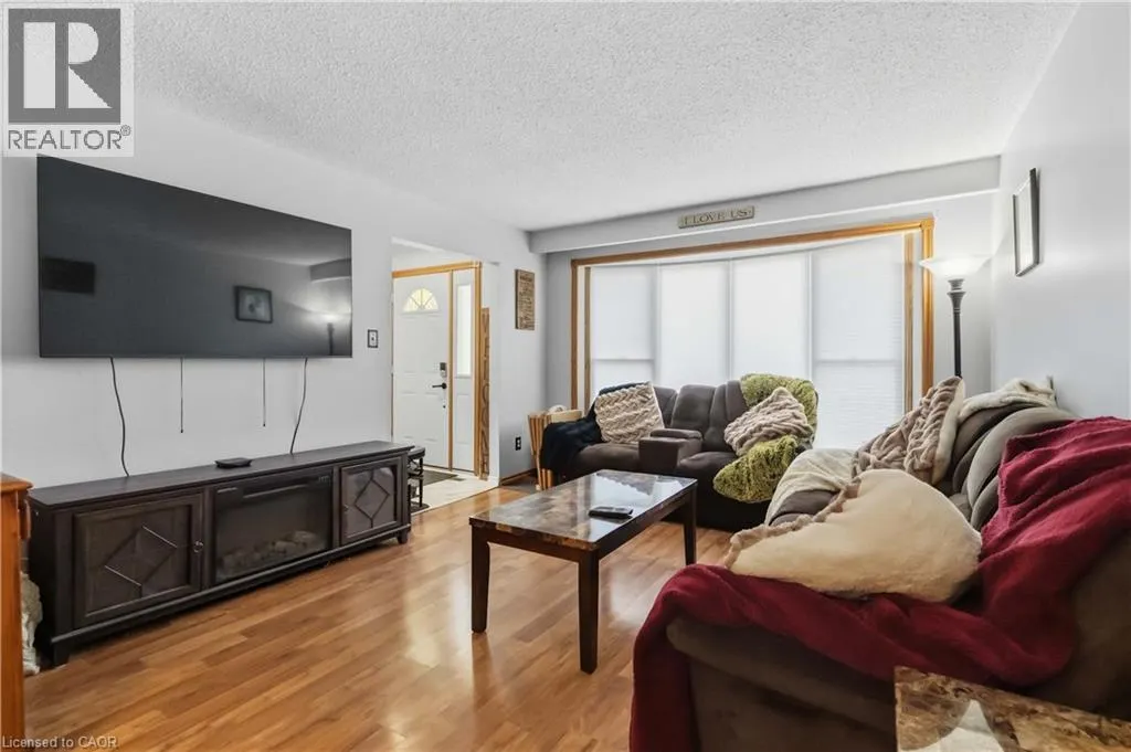 47 ABELES Avenue