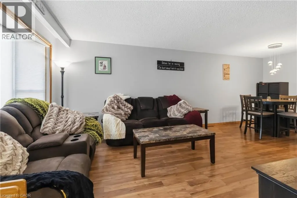47 ABELES Avenue