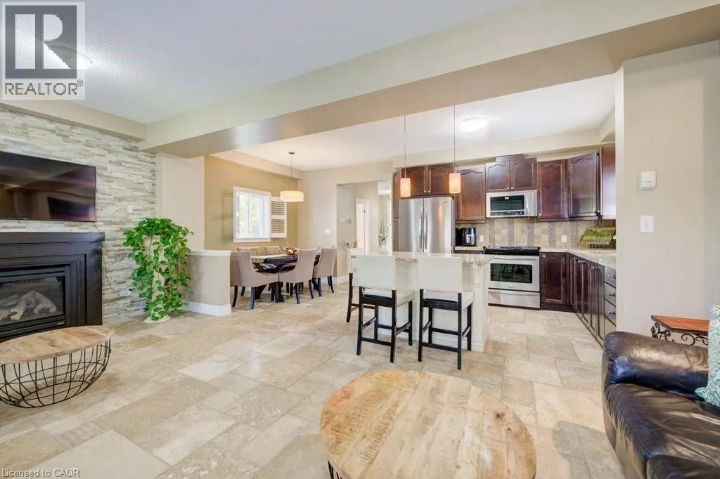 300 WATERVALE Crescent