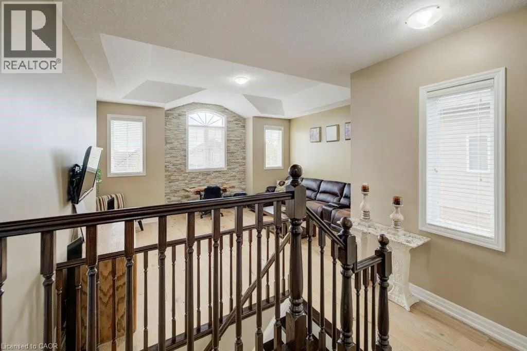 300 WATERVALE Crescent