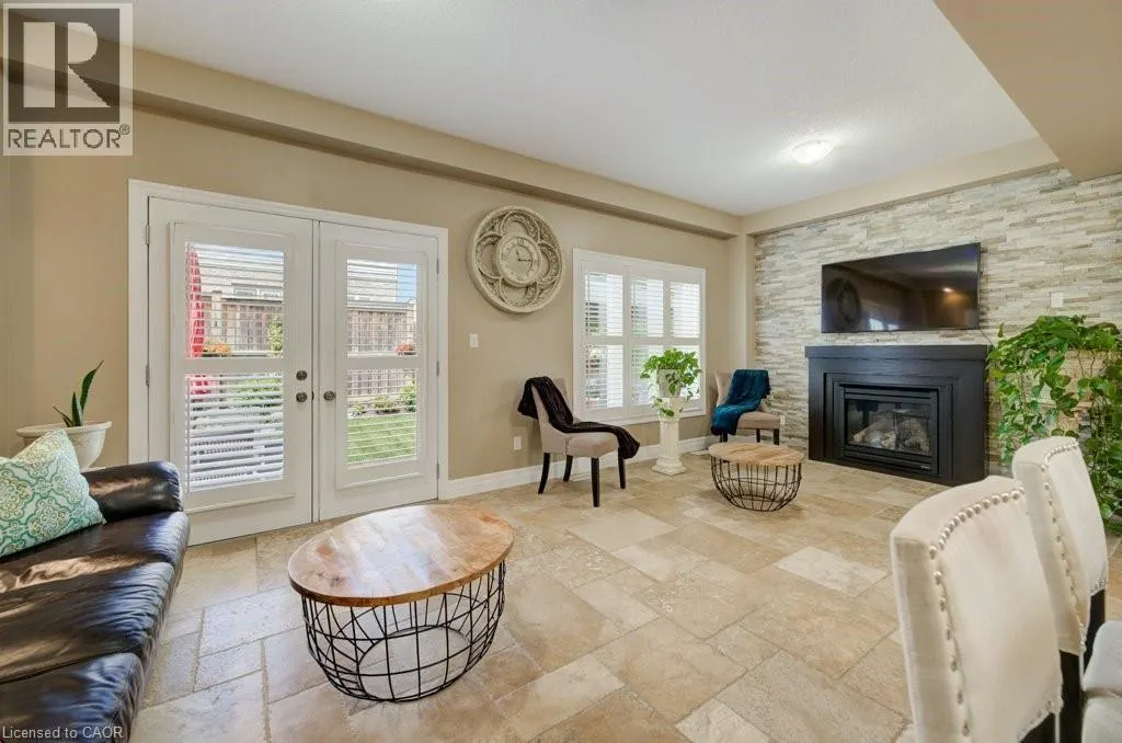 300 WATERVALE Crescent
