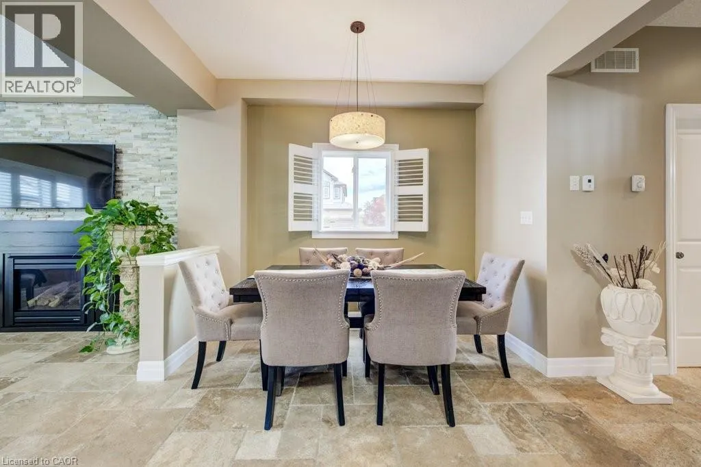 300 WATERVALE Crescent