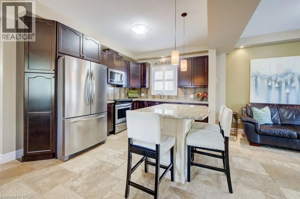 300 WATERVALE Crescent