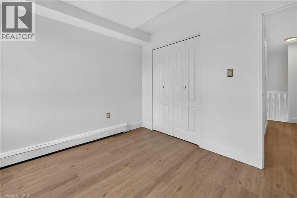 10 JOHN Street W Unit# 409 #409