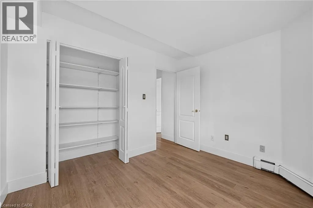 10 JOHN Street W Unit# 409 #409